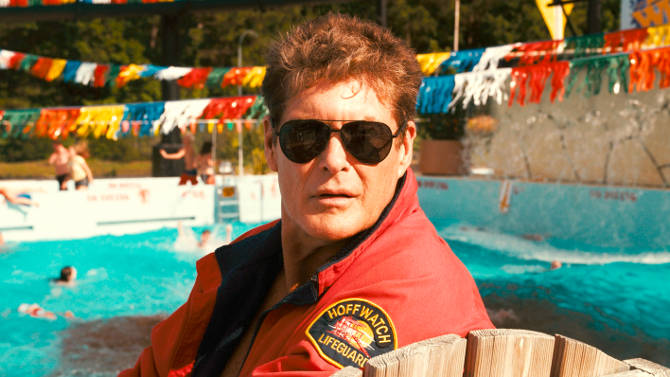 David Hasselhoff rettet nicht nur Leben, sondern auch den Film (Foto: Sunfilm)