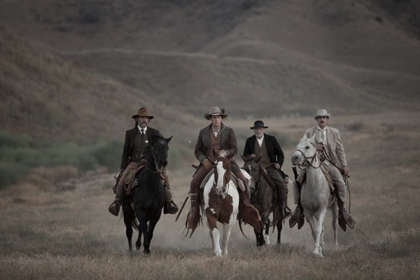 4 Männer, 4 Pferde (Foto: Constantin Film)