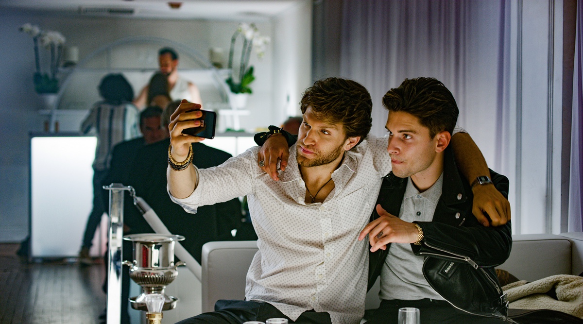 Selfie-Time In Da Club. (Foto: Capelight Pictures)